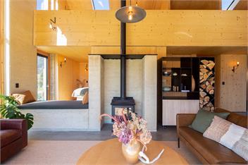 Jacks Point Earth House, Mountain View & Fireplace - Jacks Point