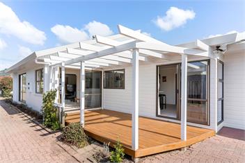 Relax on Linton (Bachcare) - Whangamata