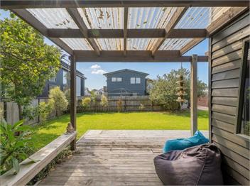 The Retro Shack (Bachcare) - Whitianga