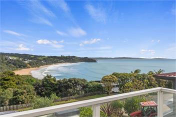 Spa and Surf Retreat (Bachcare) - 