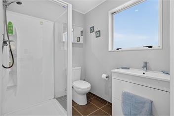 Pohutukawa Peace (Bachcare) - 