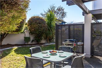 Tui Apartment 9 - Taupo *lake & heated pool! - 