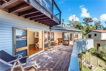 ONETANGI VISTA : Coast and Country - Waiheke Island