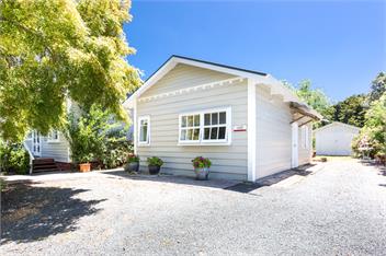 Matakana Village Cottage Chalet and sleepout - Nt Auckland