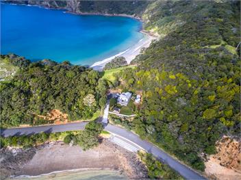 Oke Bay Lodge - Rawhiti