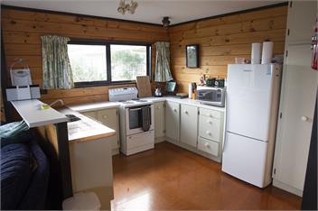 Kiwi Bach in Waitete Bay - Coromandel