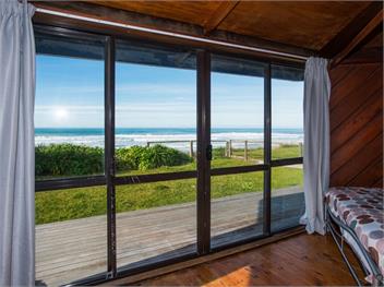 Kiwiana Bach (Bachcare) - Ocean Beach