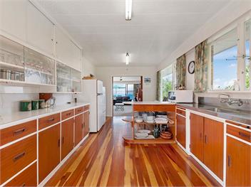 Lofty Lakeviews (Bachcare) - Acacia Bay