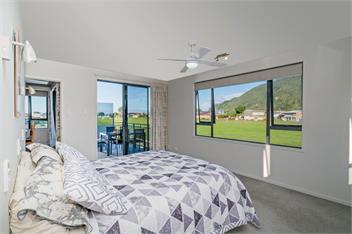 Pauanui Hangar Retreat (Bachcare) - Pauanui