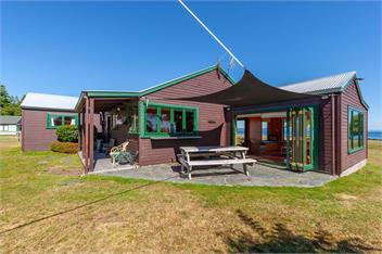 Lakeside Lodge (Bachcare) - Tauranga Taupo
