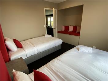 Mountain Vista Retreat - Apartment 2 - Twizel