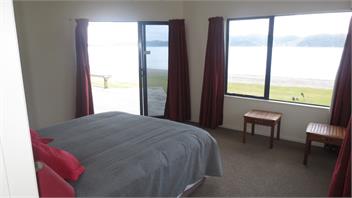 STUNNING ABSOLUTE BEACHFRONT - Whangaruru