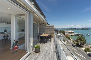 Penthouse 37 - Nelson Waterfront Apartment - Nelson