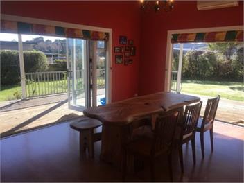 Walk Down the Drive to the Beach - Takaka