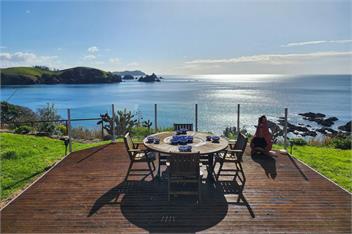 Seascape Point (Bachcare) - Mahinepua Bay