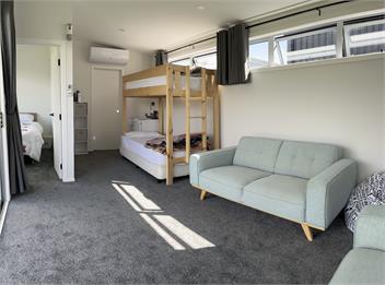 Black Beauty - A Multi Family Escape for 12 & Spa! - Mangakino
