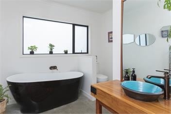Valley View Retreat - Gisborne
