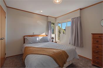 Sunny Bayview Retreat - Nelson