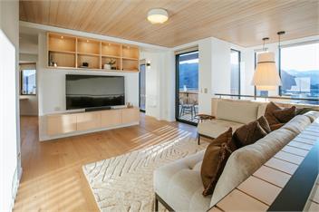 Platinum Ridge | Sleeps 8 | Stunning Lake Views - Wanaka