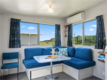 MGM Studio Cabin - Himatangi