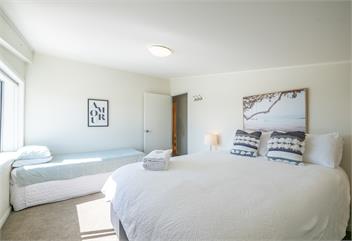 Mariri Heights Coastal Retreat - UPPER MOUTERE