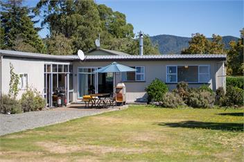 Mountain Serenity (Bachcare) - Te Anau