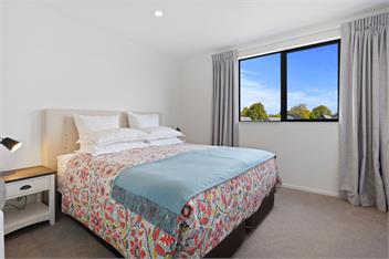 Modern Central Apartment (Bachcare) - Christchurch
