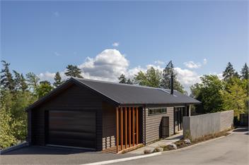 Redwood Cosy ~ a highly crafted new home - Hanmer Springs