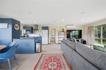 Sackville Sunshine (Bachcare) - Martinborough