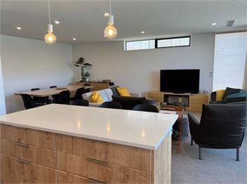 Vues on Angelo | 3BR Home, Lake & Remarkables View - Queenstown