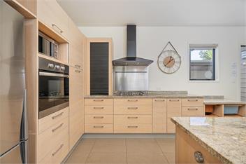 Villa One on the Waterways - Whitianga