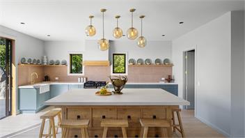 The Distiller's Retreat - 
