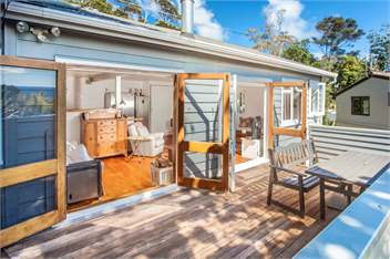 ONETANGI VISTA : Coast and Country - Waiheke Island
