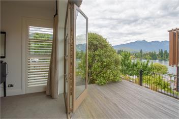 Lake St - Queenstown