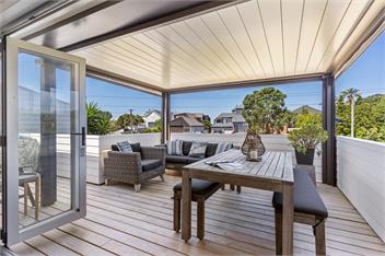 A REJUVENATING HOLIDAY ON RANFURLY - WHANGAMATA