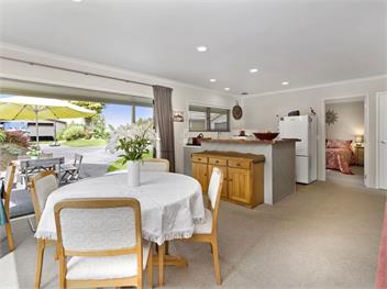 Te Miro Cottage (Bachcare) - Lake Tarawera