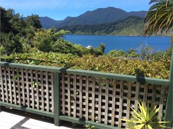 Lanza Retreat (Bachcare) - Tennyson Inlet