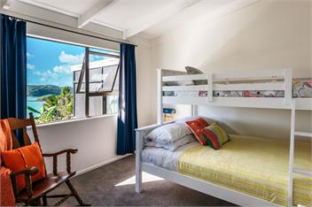 Sol Spa Oasis (Bachcare) - Surfdale