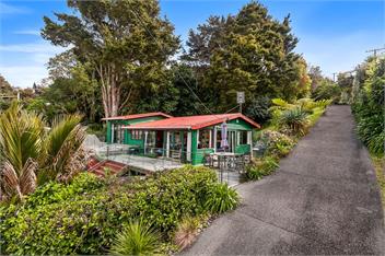 Pohutukawa Cottage (Bachcare) - Tawharanui