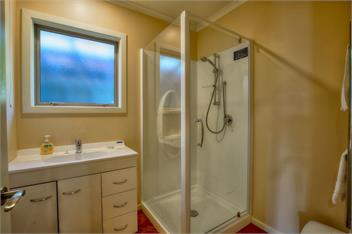 Lake Hawea Hideaway (Bachcare) - Lake Hawea
