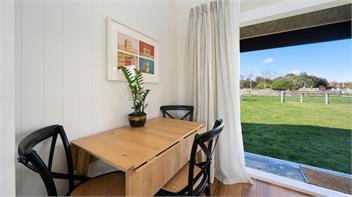 Te Whare Hipi (Bachcare) - Martinborough