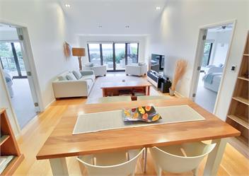 The Retreat: Luxury private hillside beach villa @ Te Ngaere Bay - kaeo