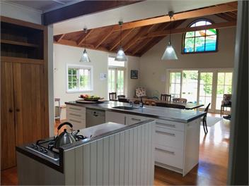 Greentops Farmhouse - Martinborough