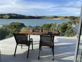 RAGLAN - STUNNING HARBOUR VIEWS - Waikato