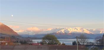 Retro Ski Lodge (Bachcare) - Wanaka