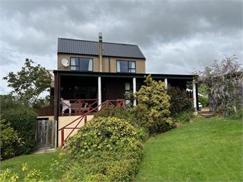Spacious Sunny Ennel St House - Central Otago