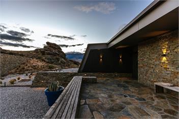 The Boulders Retreat | Private Rural Location | Lake Views | Architecturally Designed - NORTHBURN