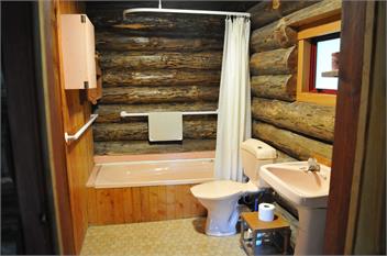 Golden Bay Log Cabin - Takaka