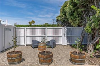 Waimarama Coastal Cottage - Havelock North