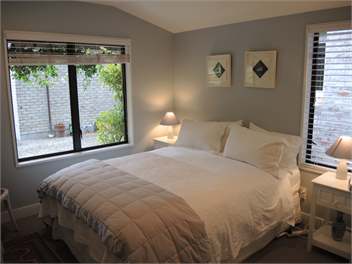Rose Cottage at The Elms - Christchurch